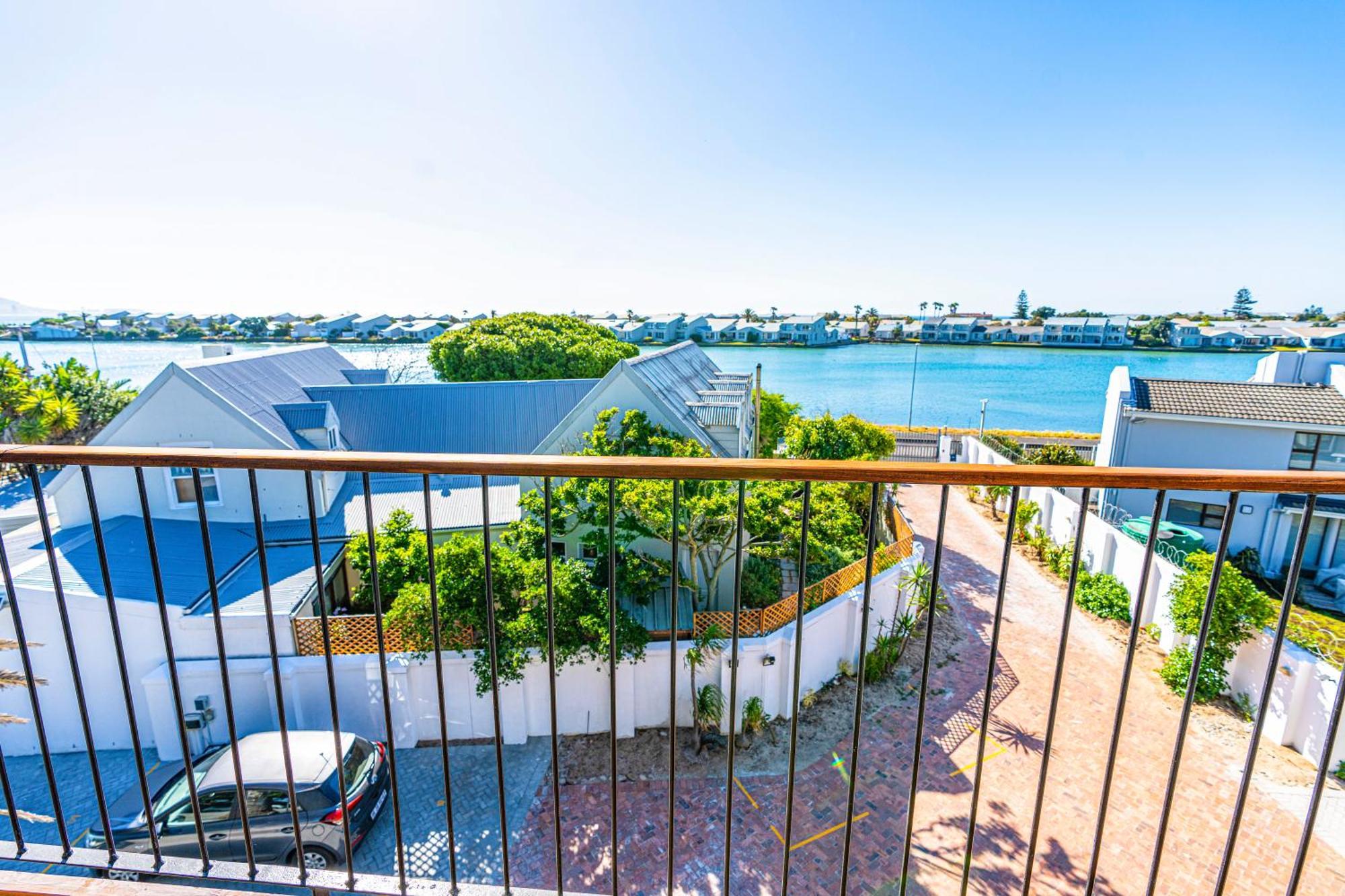 Cape Town Milnerton Lagoon Villa ภายนอก รูปภาพ