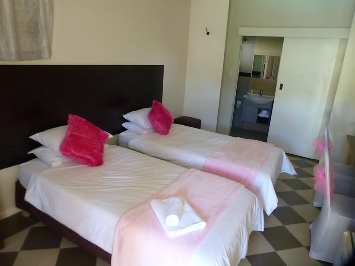 Cape Town Milnerton Lagoon Villa ภายนอก รูปภาพ