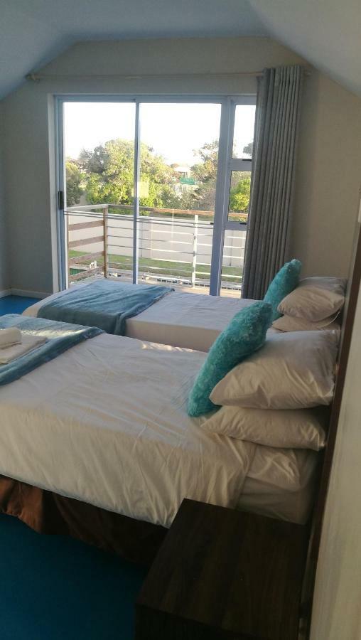 Cape Town Milnerton Lagoon Villa ภายนอก รูปภาพ